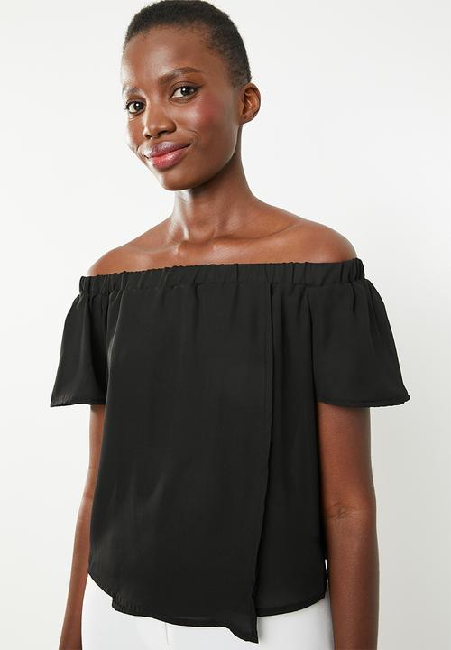 Superbalist - Off the shoulder wrap front top - black