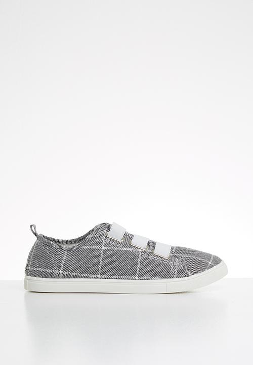 Cotton On - Canvas elastic slip on - black & white