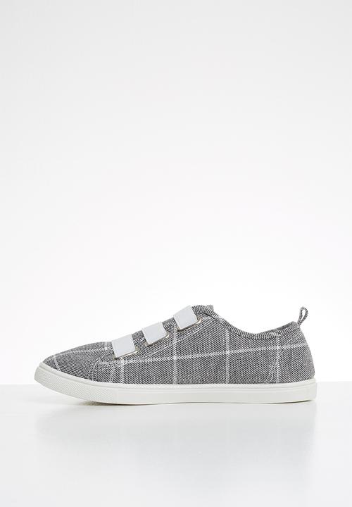 Cotton On - Canvas elastic slip on - black & white