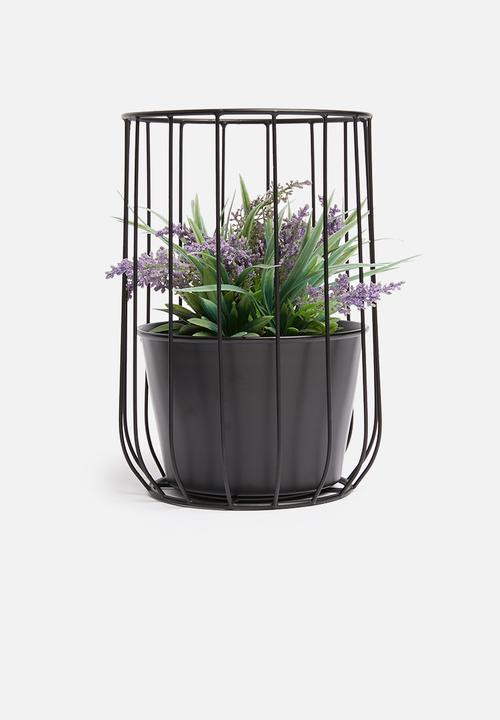 Sixth Floor - Nellie planter - black