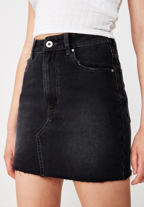 Cotton On - The classic denim skirt  - black