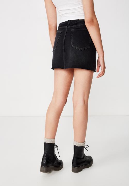Cotton On - The classic denim skirt  - black