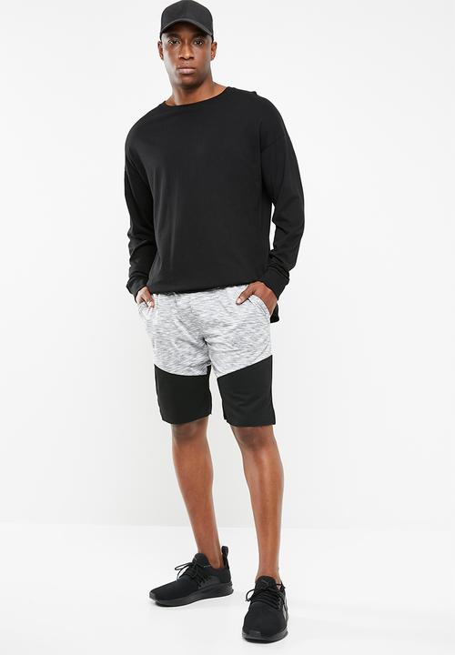 STYLE REPUBLIC - Blocked street short - grey & black