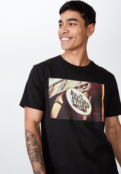Cotton On - Tbar photo tee - black