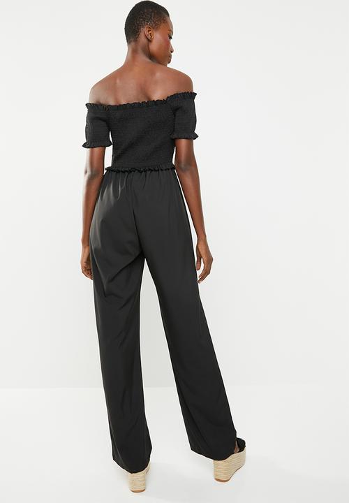 Missguided - Shirred horn button bardot jumpsuit - black
