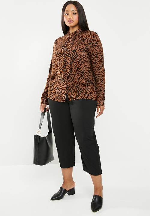 edit Plus - Kitty bow soft shirt - brown & black