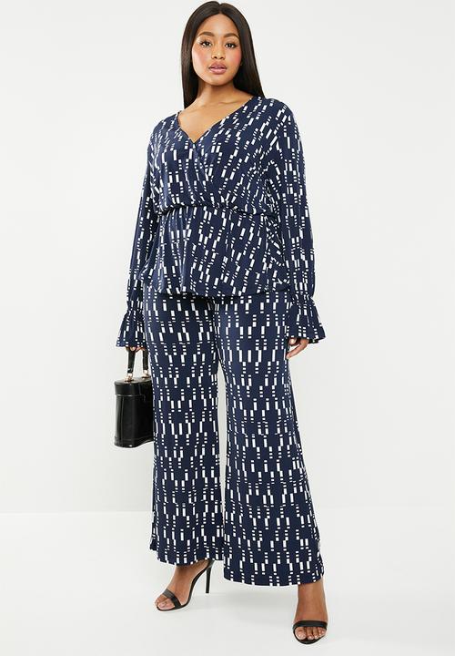 edit Plus - Peplum top - navy & white