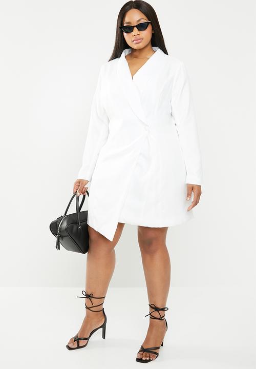 Missguided - Curve asymmetric blazer dress - white
