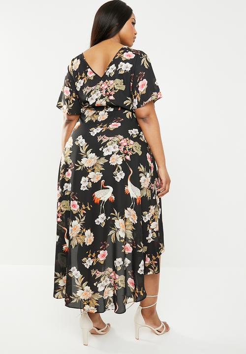 Missguided - Curve wrap floral printed midi dress - black