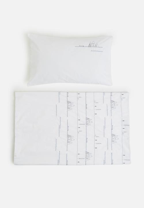 DNU Sheraton - Camping embroidered duvet cover set - white & grey