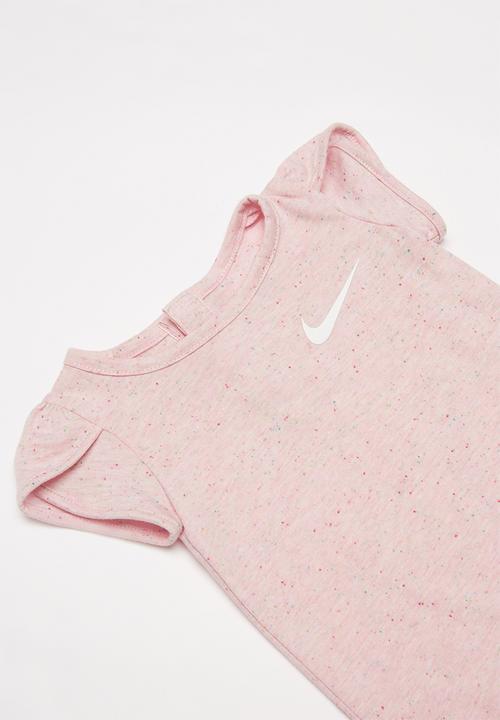 Nike - Nkg nsw confetti jersey romper - pink 