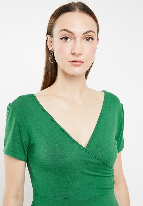 edit - Peplum short sleeve top - green