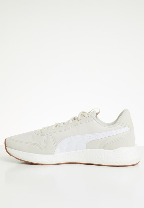 PUMA - Nrgy neko retro wns - pastel parchment & puma white