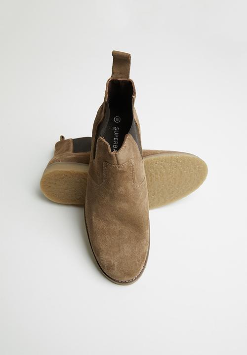 Superbalist - Kyle suede chelsea boot - brown