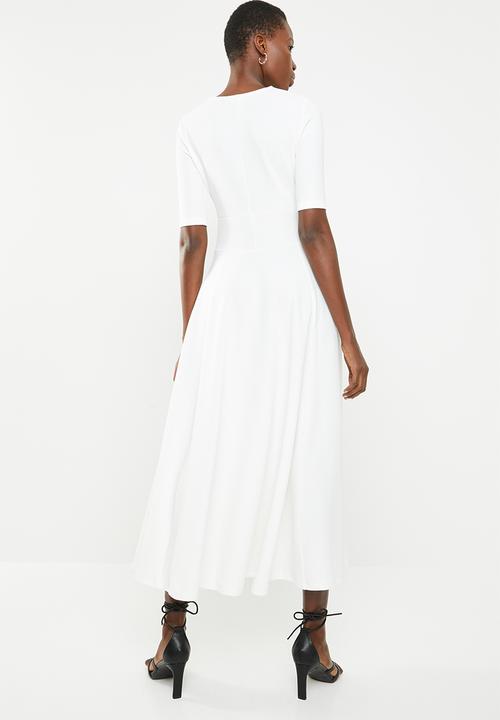 STYLE REPUBLIC - Volume fit & flare maxi dress - white