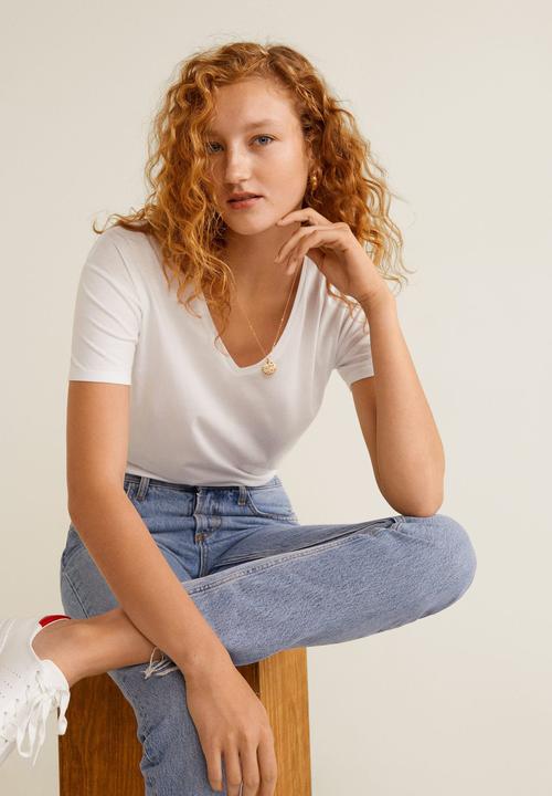 MANGO - V-neck essential T-shirt - white