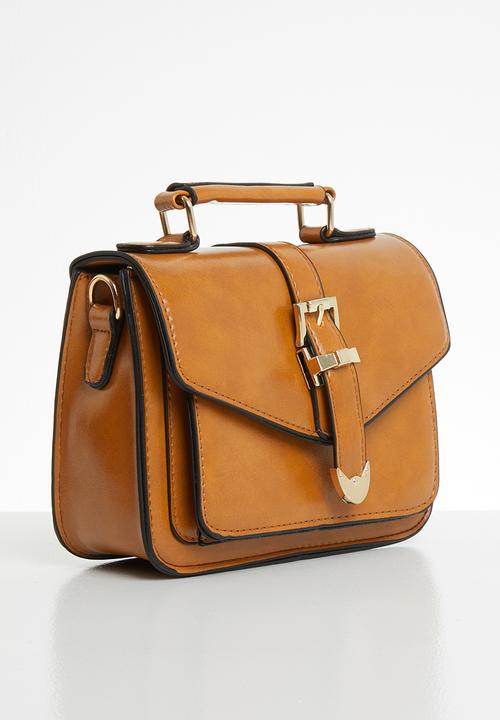 STYLE REPUBLIC - Top handle slingbag - tan