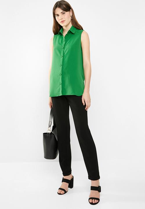 edit - Sleeveless button down blouse - green