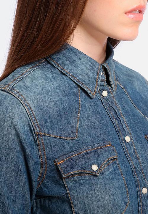 Levi’s® - Tailored Western Shirt