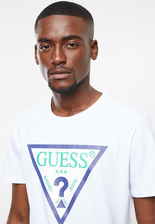 GUESS - Guess triangle rubber tee - white