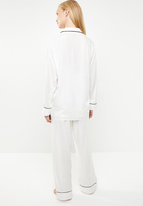 Superbalist - Sleep shirt and pants set - white 