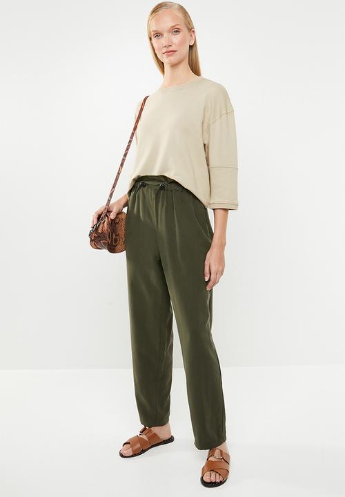 Superbalist - 3/4 sleeve crew - neutral