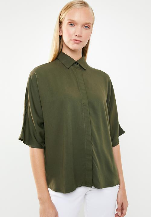 Superbalist - Batwing sleeve shirt - khaki