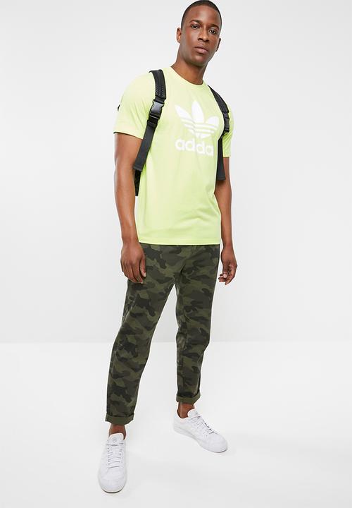 adidas Originals - Trefoil short sleeve T-shirt - yellow & white