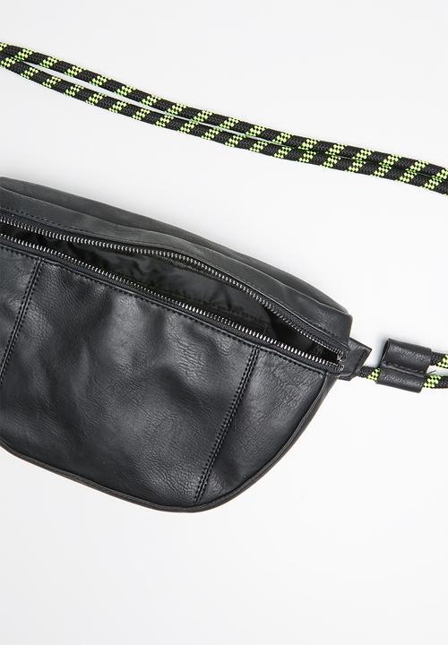 Superbalist - Zane waist bag - black