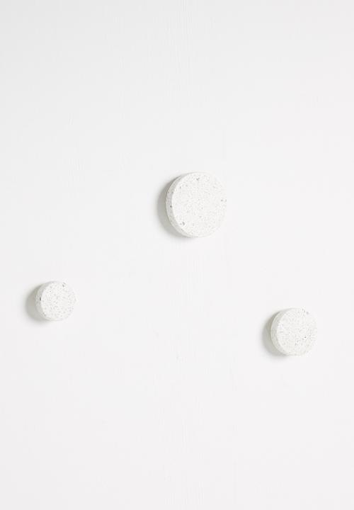Sixth Floor - Terrazzo set of 3 wall hooks - white