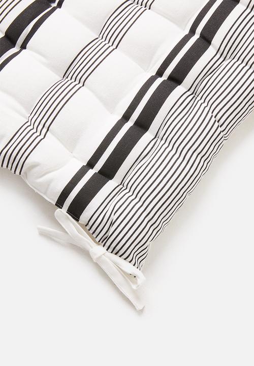 Sixth Floor - Seat cushion set - grey stripes