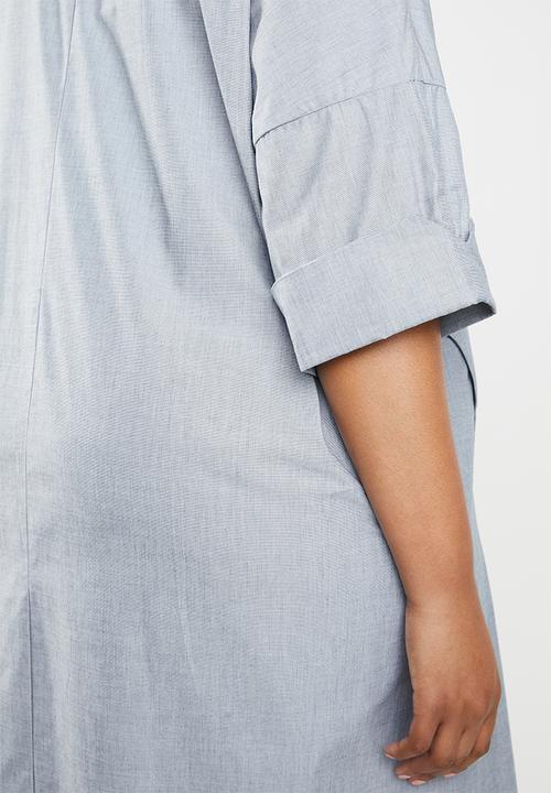 AMANDA LAIRD CHERRY - Plus size thutho shirt dress - blue
