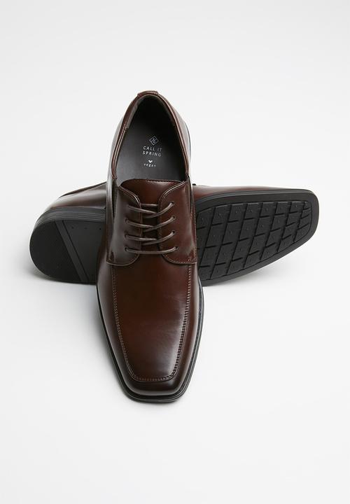 Call It Spring - Brocenu formal shoe - brown