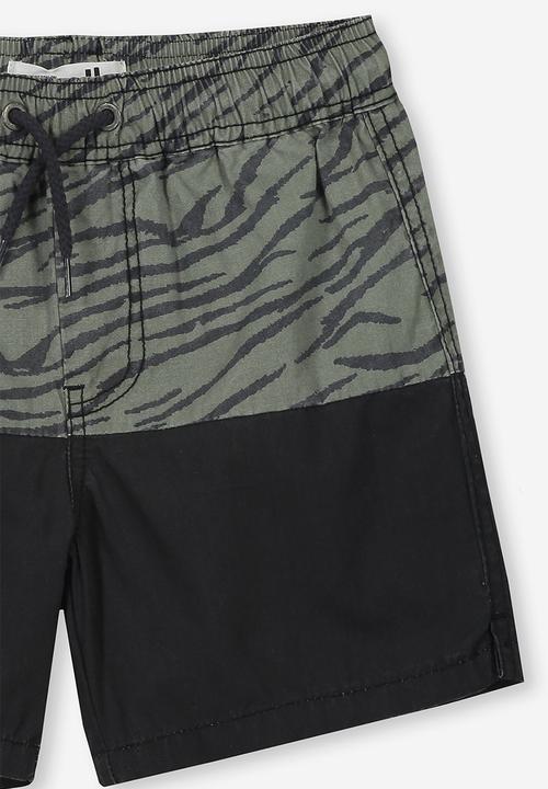 Cotton On - Volly short - black & grey 