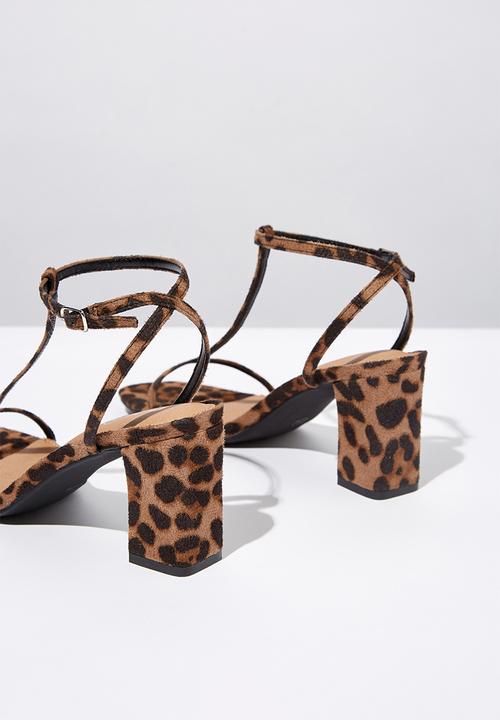 Cotton On - Leo print faux suede double strap heel - brown