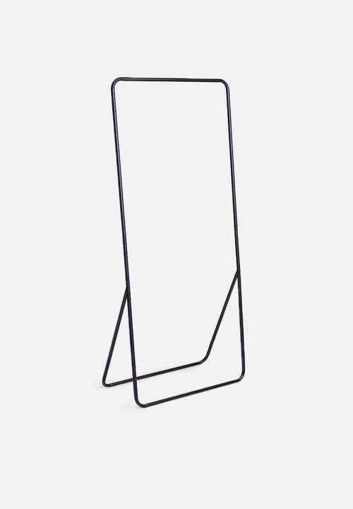 Sixth Floor - Felix clothing rail - black