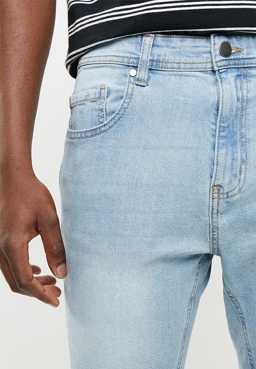 Cotton On - Skinny straight fit shorts - blue