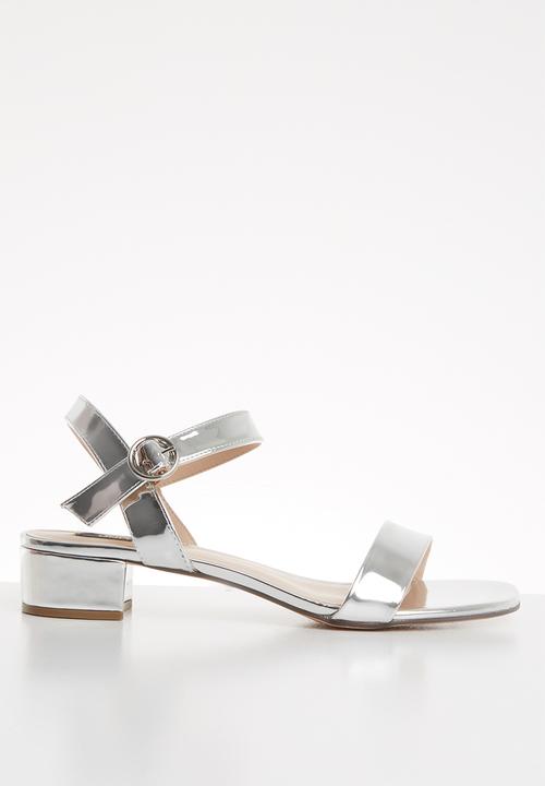 ONLY - Apple midi heel metallic sandal - silver 