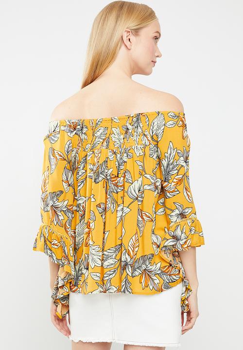 Revenge - Off shoulder floral blouse - multi 