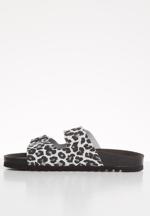 Vero Moda - Alda leather sandal - white & black 