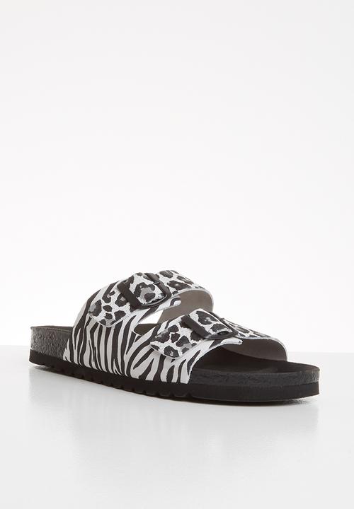 Vero Moda - Alda leather sandal - white & black 