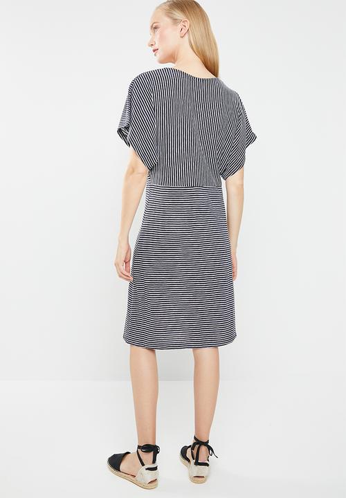 Jacqueline de Yong - Lora short sleeve dress - navy