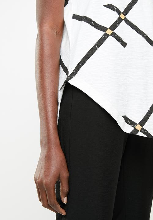 Revenge - High low T-shirt - white & black 