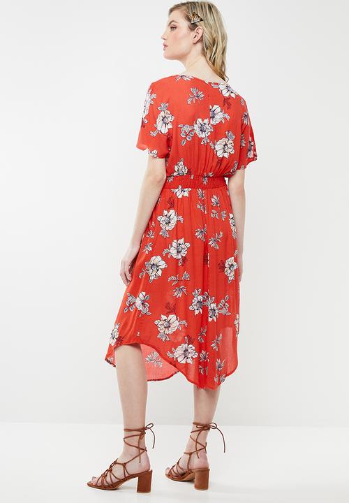 Revenge - V-neck tie waist floral dress - red