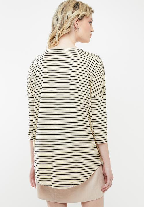 Jacqueline de Yong - Cathy 3/4 oversized top - neutral & black