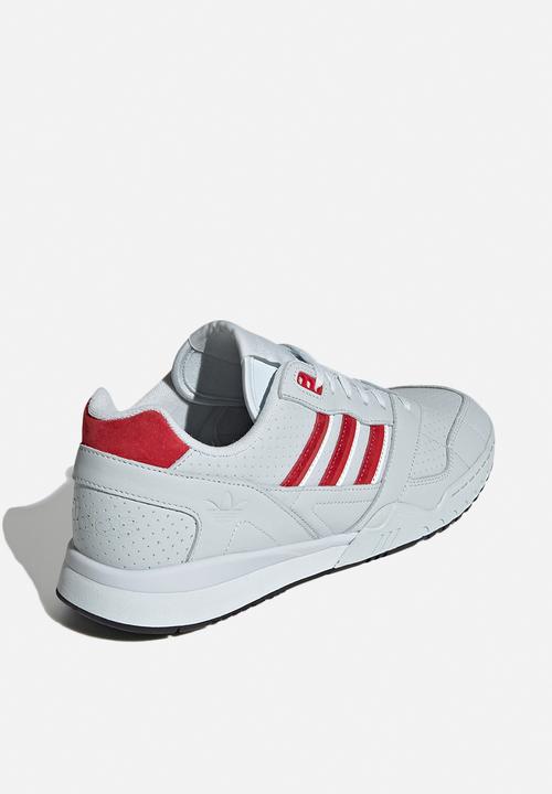 adidas Originals - A.R. trainer - blue tint s18/scarlet/ftwr white