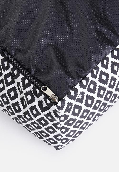 Sixth Floor - Outdoor floor cushion - black geo