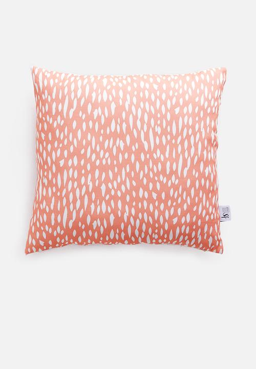 Sixth Floor - Etched cushion cover - coral
