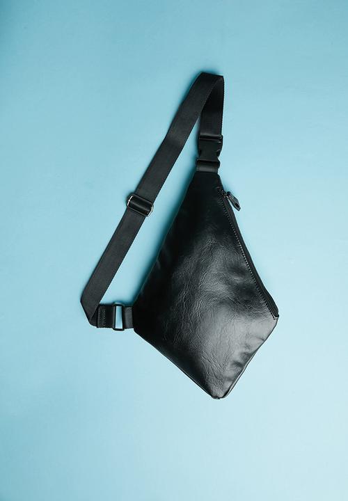 Superbalist - Tom filght bag - black