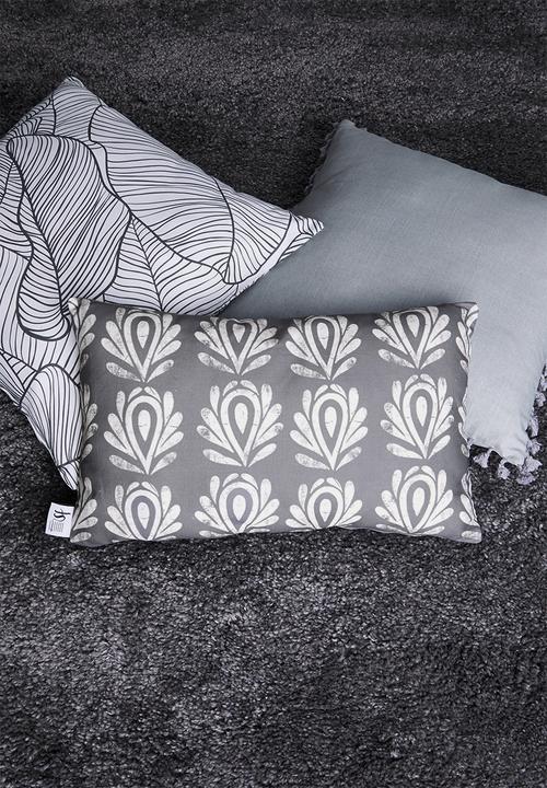Sixth Floor - Teardrop cushion cover - black
